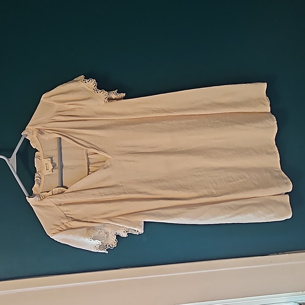 Blu-Pepper/Perch, off white 1xl sized blouse